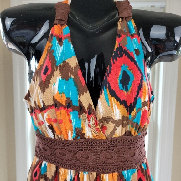Sequin Hearts BOHO print halter maxi dress - Picture 5 of 13